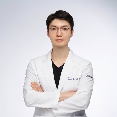 피부과 전문의 | Certified Dermatologist | 피부와 건강을 생각하고 삶에 관한 인사이트를 얻고자 합니다