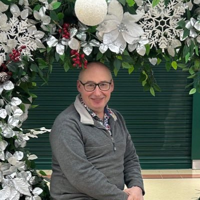 MDReay's profile picture. 