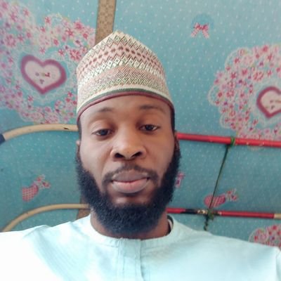 GenAl Prompt Engineer | Revolutionizing Education with AI | UI/UX Design Expert | Academic Adviser| Google Business Profile expert
