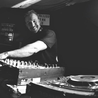 🎶 Drum and Bass Artist from Worthing UK 🎶 Releases on- ProgRam / Galacy / Bay6 / High Tea / Soul Deep / Soulvent / Riot Records / 1 More Thing + more