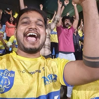 AkshayKrish18's profile picture. INDIAN🇮🇳
KBFC💛