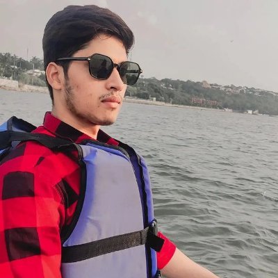 🚀 MERN Maestro 🌐 | Crafting digital magic with MongoDB, Express.js, React, and Node.js | Dreamer by day, Coder by night | Turning caffeine into code | Join me