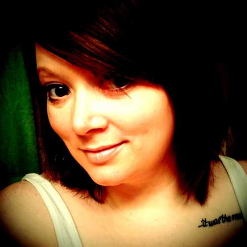 estrelacadente7's profile picture. Laugh as much as you breathe, love as long as you live.