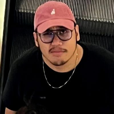 mojezz__'s profile picture. Just me and my soul