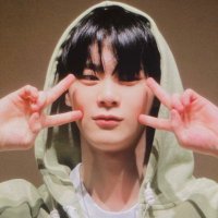 🐶멍냥빈🐱 (@minkyeong124) 's Twitter Profile Photo 🐶멍냥빈🐱 (@minkyeong124) 's Twitter Profile Photo