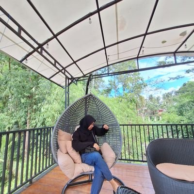 Lily_Frifakar's profile picture. 