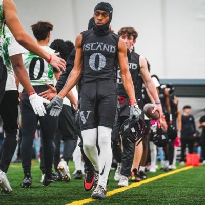 (Georgia Transfer) Class Of 2025 DB//WR/ATH ERASMUS HALL High School -PSAL- CONTACT: 5165471331 3.5 GPA #1 DB in NY First Team All Defense @live7v7