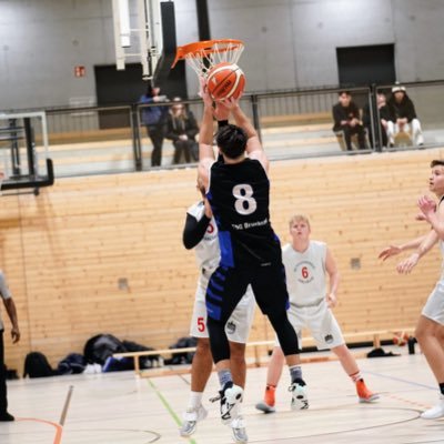6‘2 195lbs | Class of ‘23 | PG/SG | 4.0 GPA | 🏀 Athlete from 🇩🇪 playing in 🇺🇸| E-Mail: mherceg2002@gmail.com