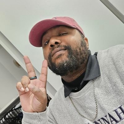 @twitch Affiliate | BlackAF| BLM | PhD  | A nerd having fun while playing games on the internet! Fish are Friends!🐡🐠🐟 He/Him