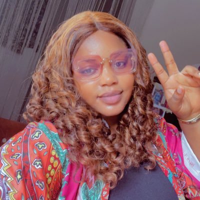 studied Economics,An entrepreneur✌️beautiful and intelligent