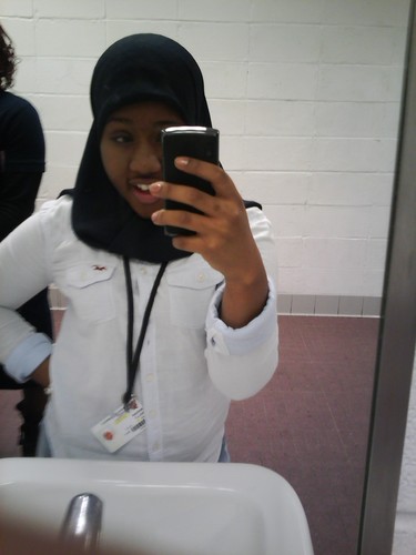 _mariammm's profile picture. mention me , for a follow back :)