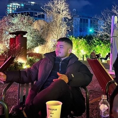 alpharmanda6's profile picture. 