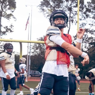 DHS • 25’• 6’1 175lbs • QB • 3.6 GPA instagram barronscott_