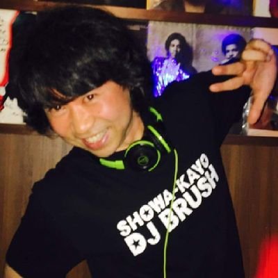 “昭和歌謡”専門DJ
主に都内及び近郊でプレイ
また“城ちびる”という名でステージもします
西城秀樹大好き！
Facebookページ：https://t.co/UqKgtbycyH
公式サイト：https://t.co/00WJdsKy04
アメブロ：http://ameblo