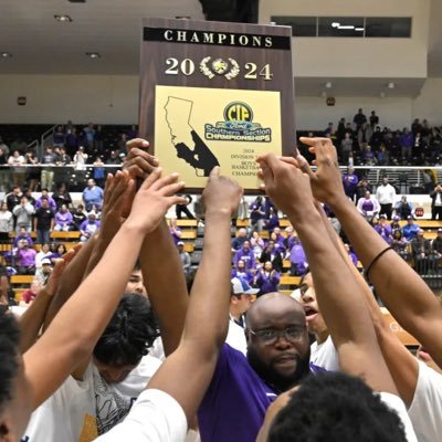 Passionate Man of Faith 🤲🏾, Husband, Servant, @SAHS20ATHLETICS Boys 🏀 Program HC. Galatians 5:22 Pay It Forward