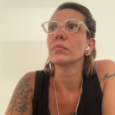 mapabianchi's profile picture. Diseño is my passion. Lic. Comunicación Social UBA. WebDev. 
Casada con @SpookyS 👩❤️💋👩 🦮
🇦🇷Desde Argentina, creando experiencias digitales.