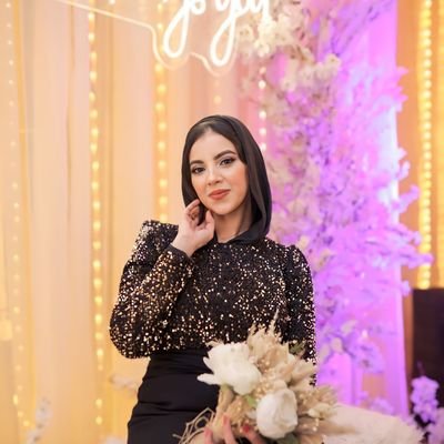 Zamalkwaya ⚽
Amr Diab 🎶 Elissa 🎧
 🇦🇹🌎 محمد صلاح ♥⚽ الشناوي 🧤 ميسي ♥️ برشلونه ♥️باريس سان جيرمان ♥ ليڤربول🔥