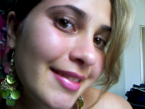 Eu gosto do estranho, do incomum. Gosto daquilo que confunde, que permite diferentes interpretações, que fica nas entrelinhas. Gosto do que aguça a curiosidade!