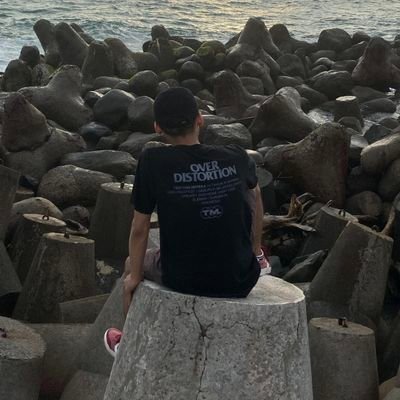 Taqiiimm's profile picture. Tetaplah Hidup Meskipun Tak Berguna!!✊🏻🔥