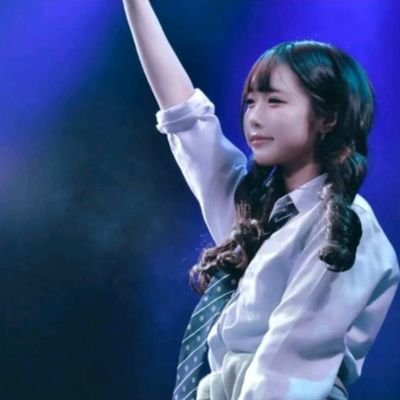 y_u_z_u1113's profile picture. 