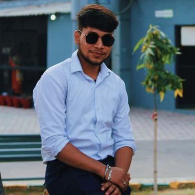 CS student | Coding enthusiast | Problem solver | Tech explorer | Lifelong learner | Let's build the future together! 
 Github - https://t.co/S8rWeKQ7Dg