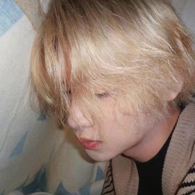 1900SZH's profile picture. 