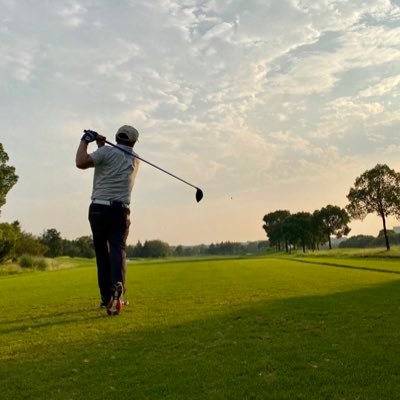 alxdersh's profile picture. 一个屌丝三个帮