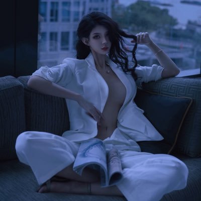 GZ521666888's profile picture. 出发，到新的爱与新的喧嚣中去。 粉丝V❤️：Ge1999411