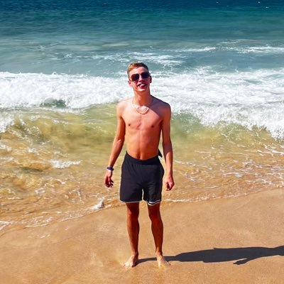 My names Caleb 😁 Hi 👋🏻