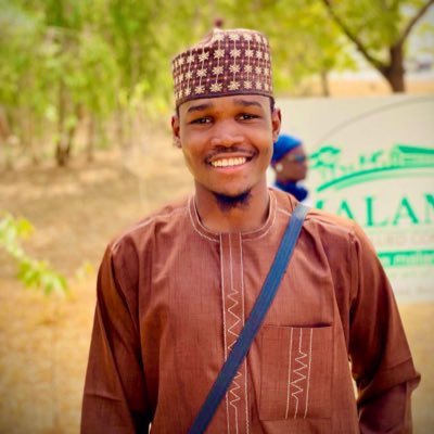 DIGITAL MARKETER ON SELL ROCKET 🚀 , GRAPHIC DESIGNER👨‍💻 AND A 300 STUDENT AT ALIKO DANGOTE UNIVERSITY OF SCIENCE AND TECHNOLOGY WUDIL, Animal Scientist.