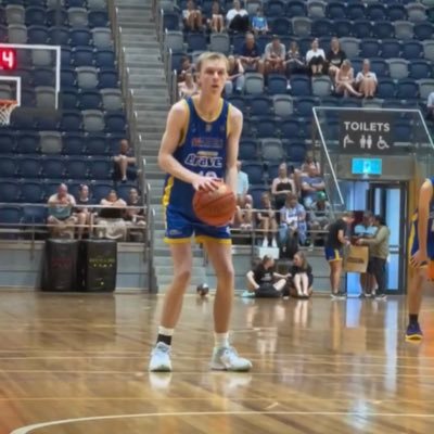 6'3 (190cm) - SG/SF - Bendigo Braves U18 - Bendigo, Australia - Email - twiggyd10@icloud.com - 2026