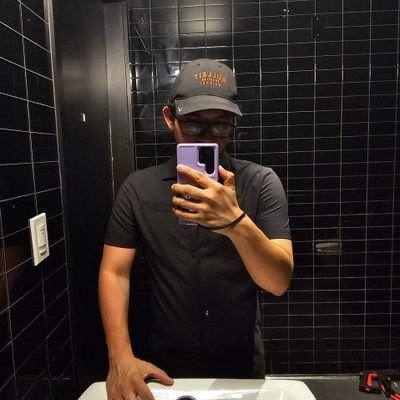 AriiaGold's profile picture. 