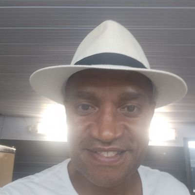 valtert20003443's profile picture. 