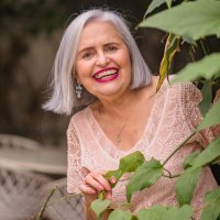 Edna Teixeira (@ednaconversa) 's Twitter Profile