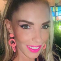 Aline 🇲🇽🇨🇭 (@alinecvt) 's Twitter Profile Photo Aline 🇲🇽🇨🇭 (@alinecvt) 's Twitter Profile Photo