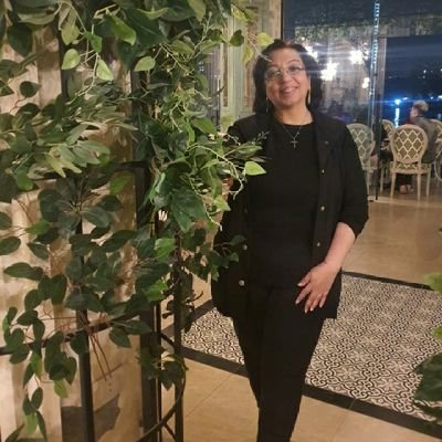 SaadTraza's profile picture. عندما تضربك الحياة لتُسقطك على ركبتيك، 
تذكّر أنك في وضعٍ مثالي لتُصلّي