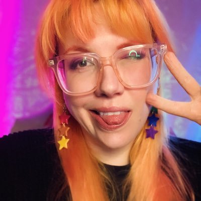 She/Her ✨Transatlantic Nightlife producer/performer, Twitch streamer, woman behind the No One Can Hear You Read Podcast. Tiktok/IG: AnjaKeister
