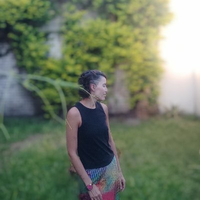 profrizz's profile picture. Pusimos en la cancha chispa y corazón