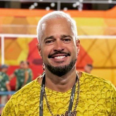 📍🇧🇷 Rio de Janeiro | BR •👨🏻💻 Analista de Sistemas • 🇭🇺🏆 @fluminensefc • 🟢⭐Mocidade - Diretor Cultural @memoriamocidade •🥁 Ritmista @siteapoteose