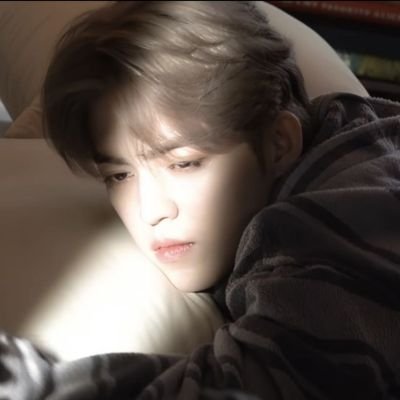 minsyuwol2's profile picture. 