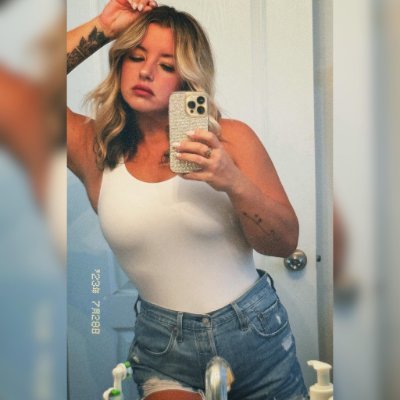 PamelachaseSa's profile picture. I am a Content Writer. I love SEO.