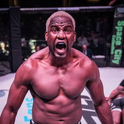 @ufc Heavyweight🇨🇺 | 5-0🪓 | London Olympics🥉 | Gym: MMA Temple | Manager: @ajariosa