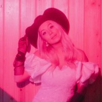 RAELYNN(@RaeLynn) 's Twitter Profileg