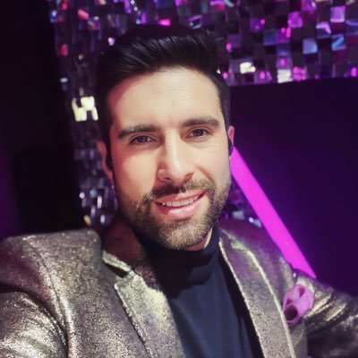 Músico percusionista y baterista, Licenciado en educación artística, Latín Grammy winner, Baterista La Voz Kids 2024 IG maurocolmenares_perc
