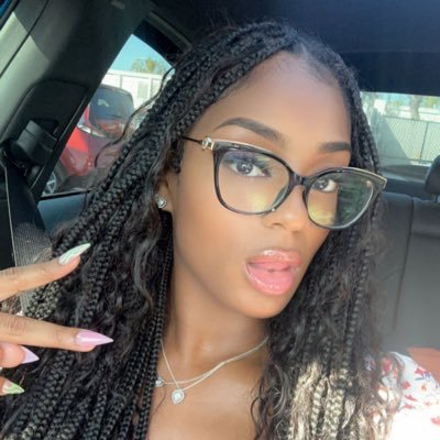 I STILL got a pocket full of sunshine ☀️