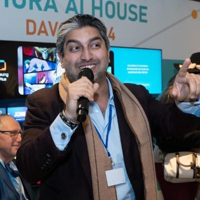 CEO of @AhuraAI. We invented tech that enables people to learn 3x-5x faster. Ex-Nasa. 3x Founder. 4x VP Sales. Shape Rotator cosplaying as Wordcel.