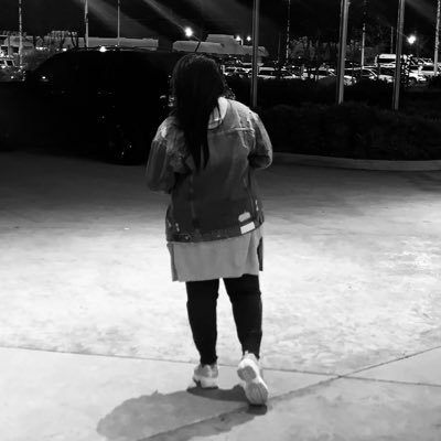 Tubbsitaa25's profile picture. Una simple e inocente chica de la Habana🤤 I’m an attempted writer✒️but I’m not🚬 ERD_ERD_5 LA MIEL🍯💛#Juliantinashiper🏳️‍🌈  Lexa Kom Trikru 🦝 Hala Madrid🤍