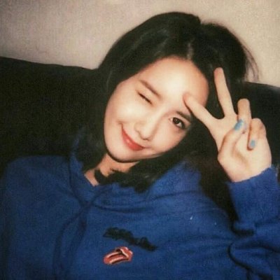 _chaturday's profile picture. 🪩💙🌬️🪂