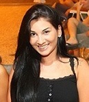 Quando olho para o meu passado,encontro uma mulher bem parecida comigo-por acaso,eu mesma- porém essa mulher sabia menos,conhecia menos lugares,menos emocoes.