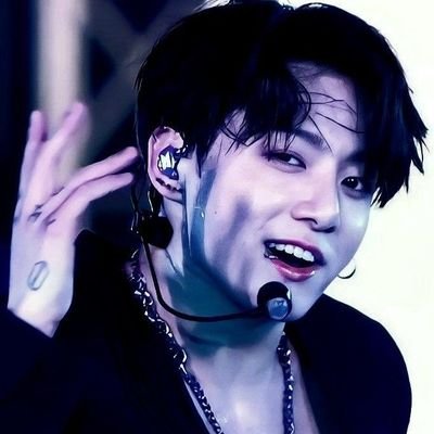 Daily pics and gif of BTS Golden maknae, Jeon Jungkook ⭐🇰🇷 credit to the rightful owner